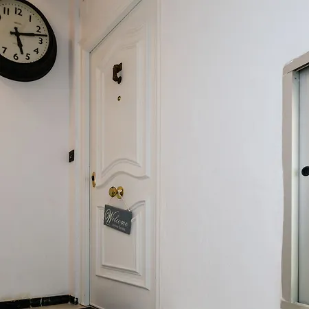 Apartament 3 Bedrooms Luxury Penthouse With Views. The Location In Malaga